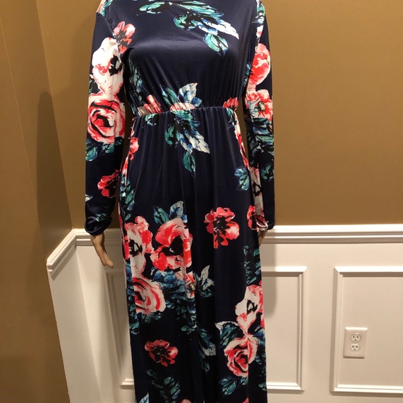 TODAY ONLY Price Drop! Long Sleeve Floral Dress - Picture 6 of 8